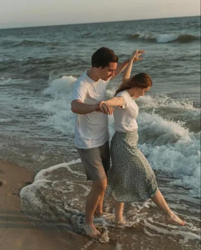 Bìa KỶ NIỆM NGÀY CƯỚI CỦA CHÚNG TÔI