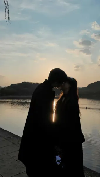 Bìa TÔI CHỌN BUÔNG TAY GIANG TRỤC NIÊN