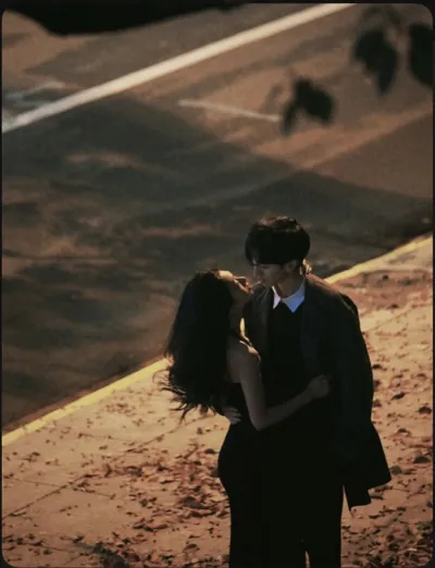 Bìa YÊU ĐƯỢC THÌ BUÔNG ĐƯỢC