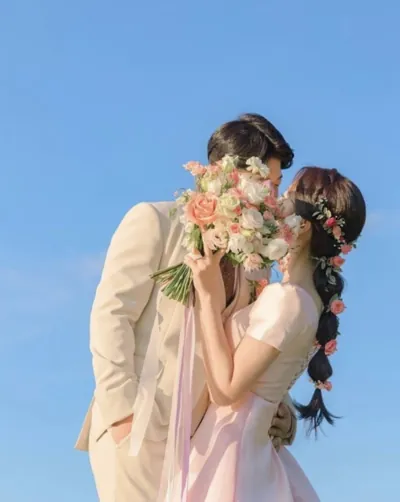 Bìa CHÚNG TA TÁI HÔN ĐI