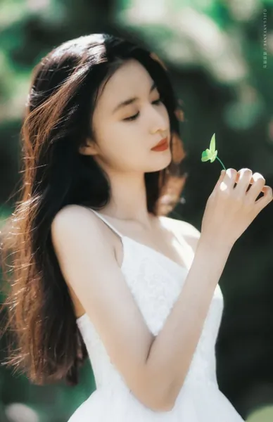 Bìa TÌNH NGHĨA 20 NĂM CŨNG LÀ ĐỒ BỎ ĐI