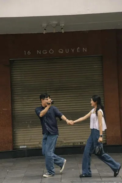 Bìa NGÀY ÁNH TRĂNG TRẮNG CỦA ANH TRỞ VỀ, TÔI RỜI ĐI