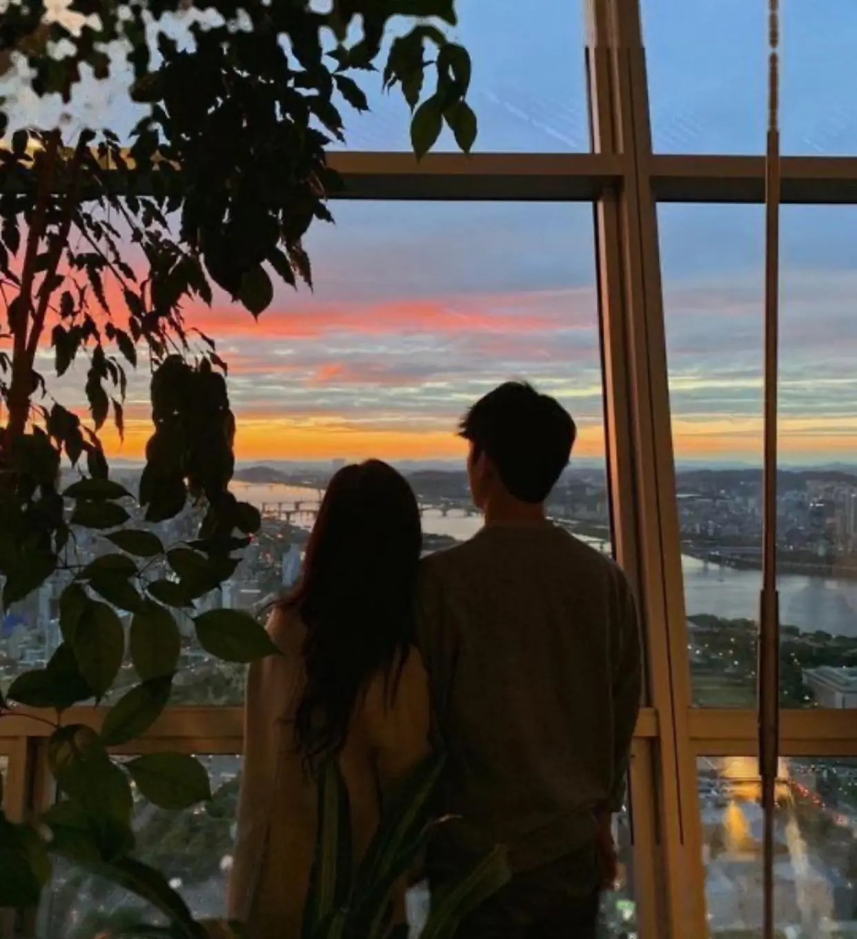 Bìa BẠN ĐỒNG HÀNH DU LỊCH
