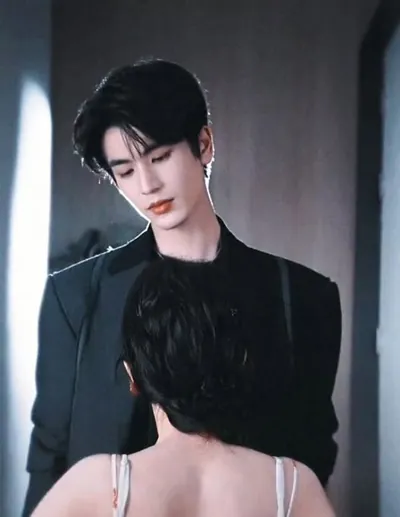 Bìa Tình Yêu Trong Hôn Nhân Lặng Im