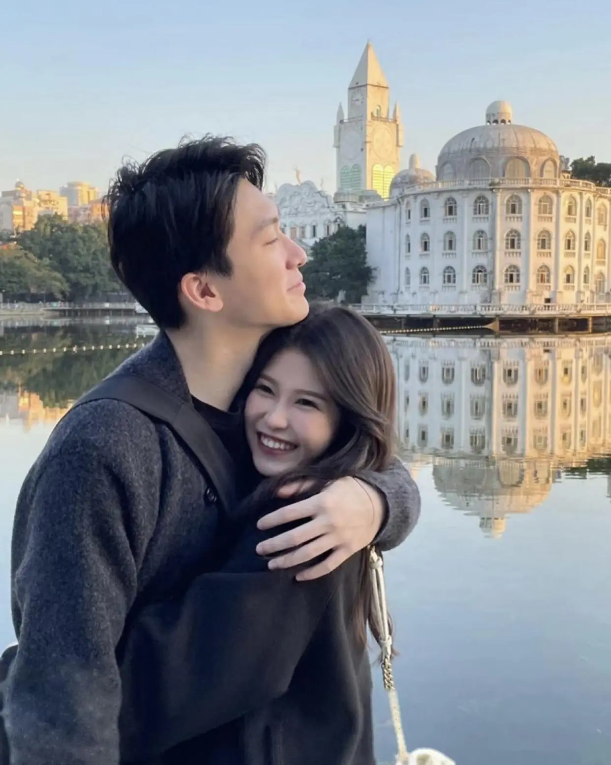 Bìa KẾT HÔN BÍ MẬT