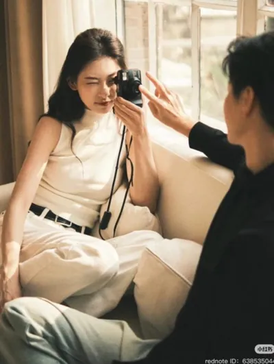 Bìa TRỐN TRÁNH HAI NĂM