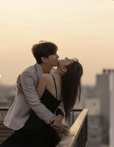 Bìa TÔI MỘT MÌNH NUÔI CON ANH KHÔN LỚN