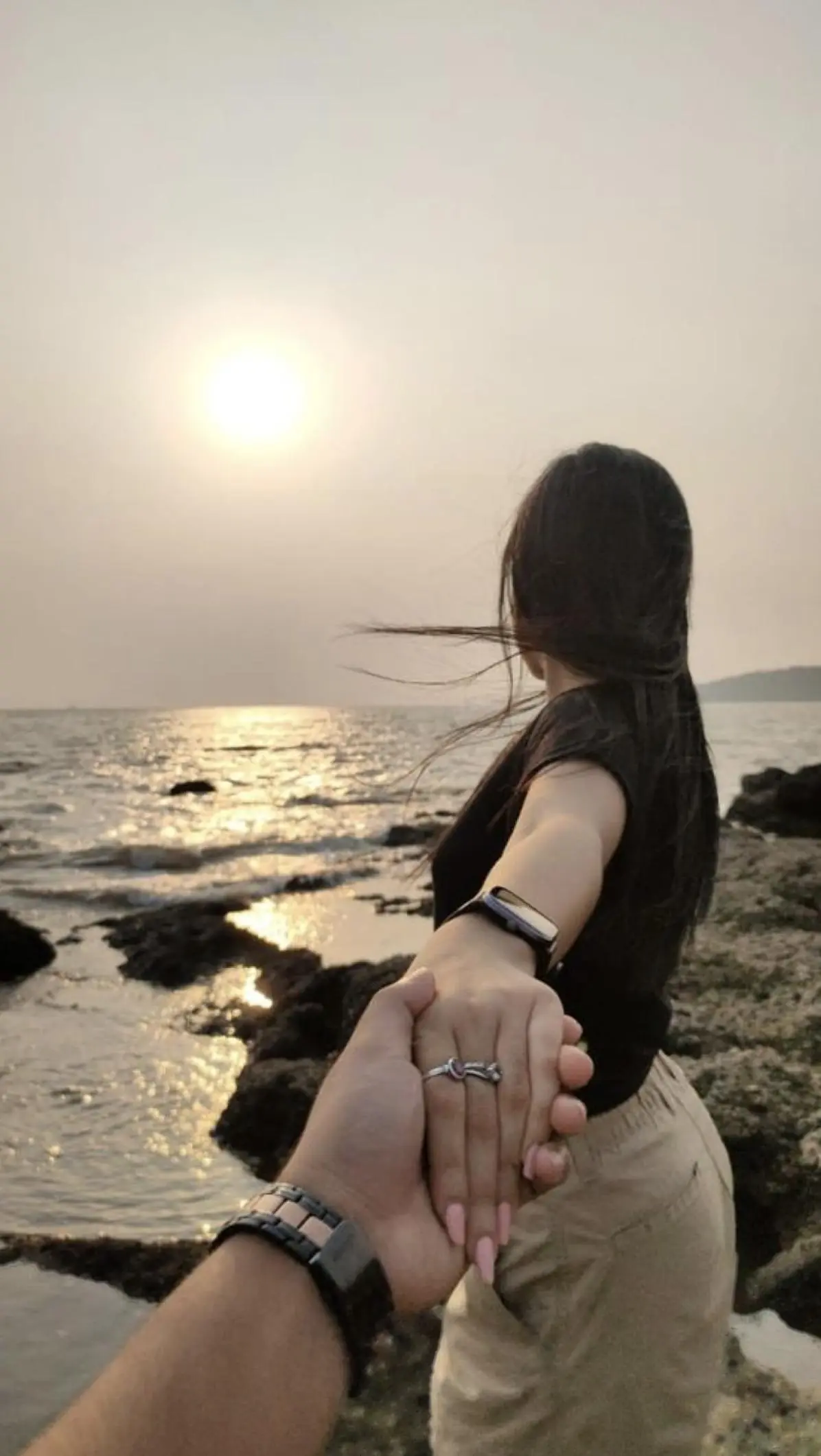 Bìa ÁNH NHÌN DỐI TRÁ
