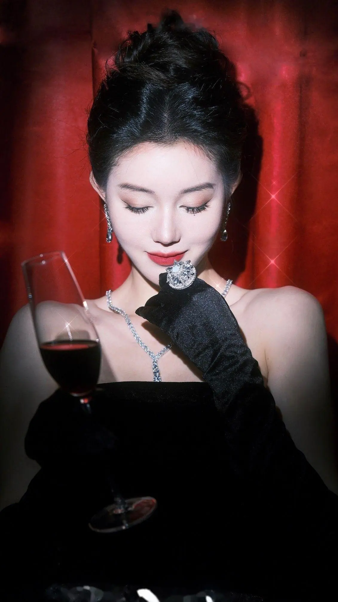 Bìa TÌNH YÊU TUỔI TRẺ KHÓ BỀN LÂU