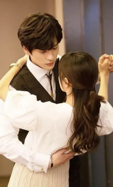 Bìa ẢNH HẬU HẾT THỜI