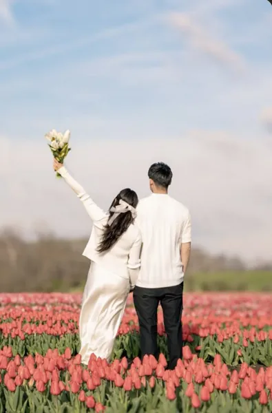 Bìa NGƯỜI YÊU TÔI LÀ NAM THẦN