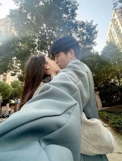 Bìa Băng Hà Tan Chảy