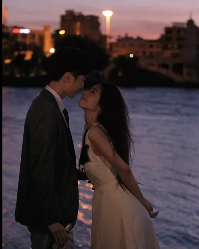 Bìa TÌNH CẢM PHAI NHẠT