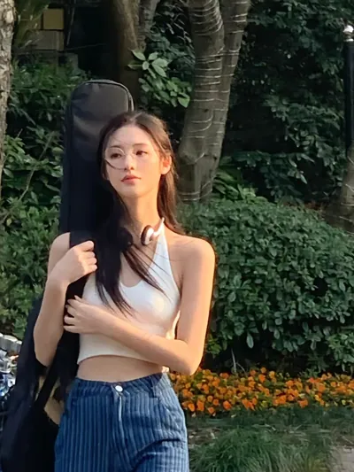 Bìa TÌNH SÂU NHƯ BIỂN RỐT CUỘC THÀNH KHÔNG